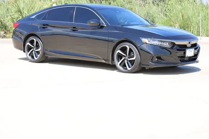 $27474 : Honda Accord 2021 Sport 4dr image 1