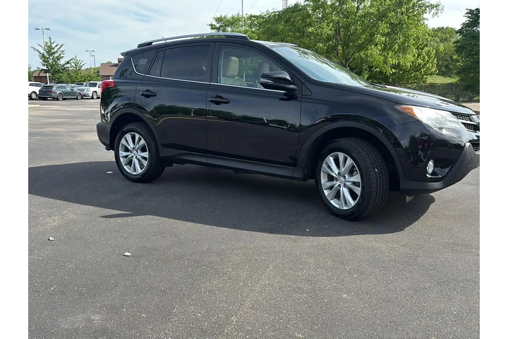 $20299 : 2013 RAV4 Limited image 9