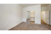 $2350 : Nice 3 bedroom apartment thumbnail