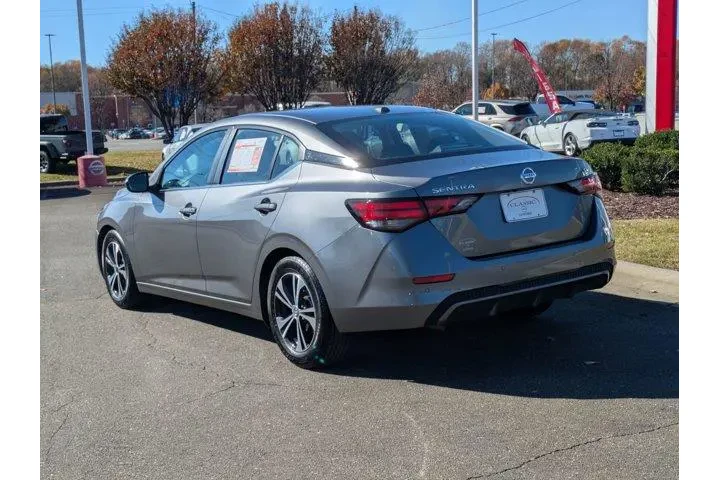 $18695 : Nissan Sentra 2023 SV 4dr Se image 8