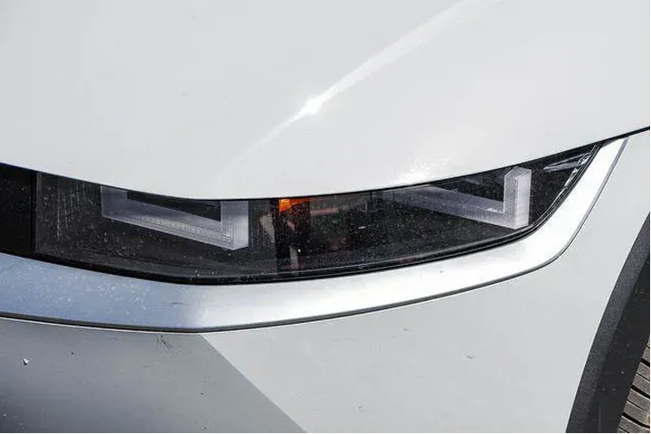 $25491 : Hyundai IONIQ 5 2024 SEL 4dr image 8