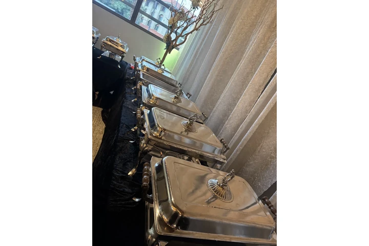 BANQUETE DE COMIDA image 2