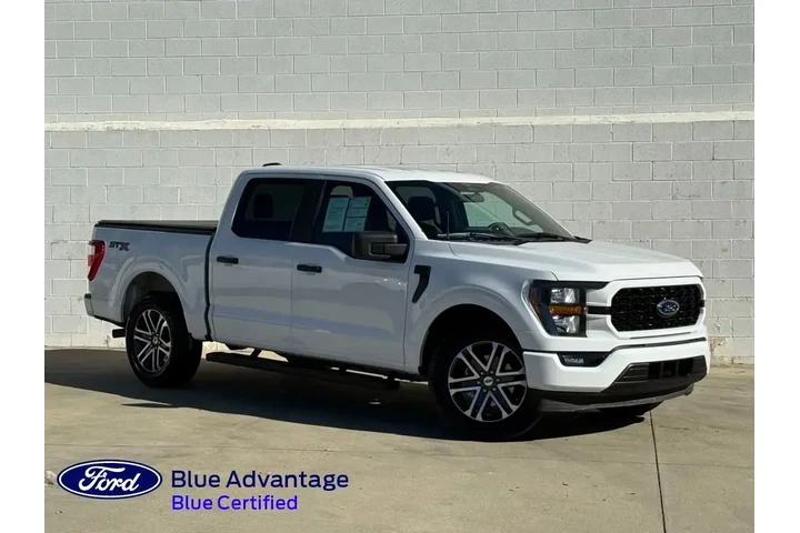 $33989 : Ford F-150 2023 4x2 XL 4dr S image 1