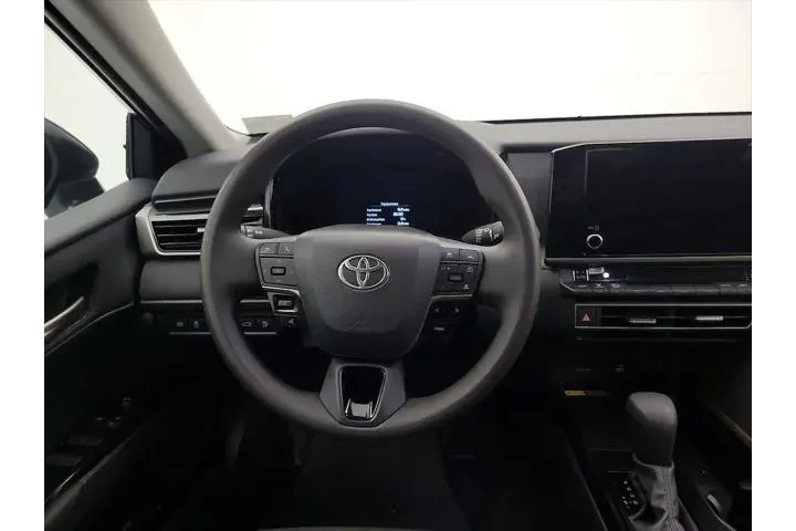 $26998 : Toyota Camry 2025 LE 4dr Sed image 10