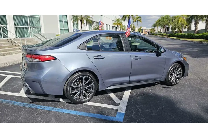 $14900 : Toyota Corolla SE 2022 image 4