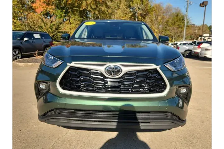 $38598 : Toyota Highlander 2025 LE 4d image 5