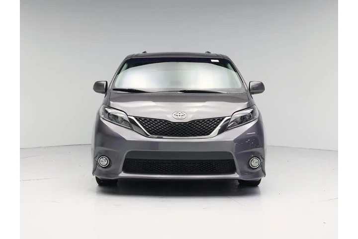 $28998 : Toyota Sienna 2015 SE 8-Pass image 5