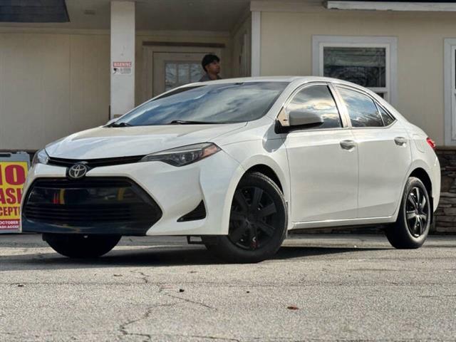 2017 Corolla LE image 2