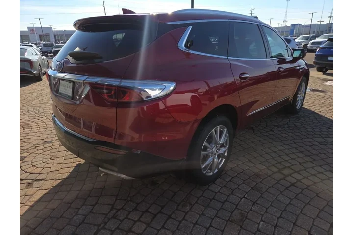 $27999 : 2022 Enclave Premium Group image 5