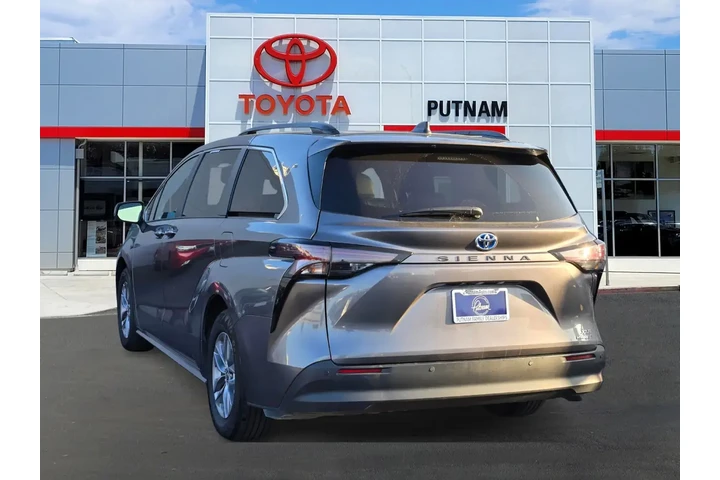 $39488 : Toyota Sienna 2024 XLE 8-Pas image 6