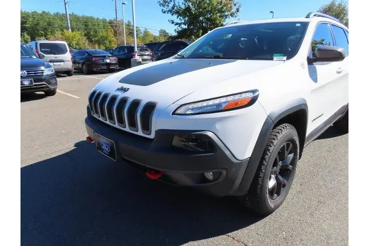 $11500 : Jeep Cherokee 2017 4x4 Trail image 9