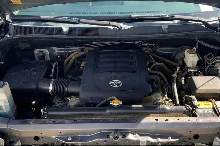 $19985 : Toyota Tundra 2012 4x4 Grade image 10