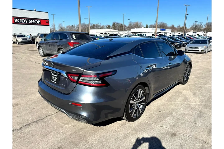 $19980 : 2020 Maxima SV 3.5L image 2