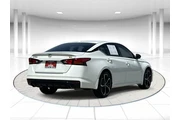 $22761 : Nissan Altima 2023 2.5 SR 4d thumbnail