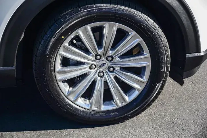 $26995 : Ford Explorer Hybrid 2022 Li image 9