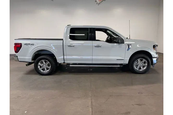 $39980 : Ford F-150 2024 4x4 XLT 4dr image 2