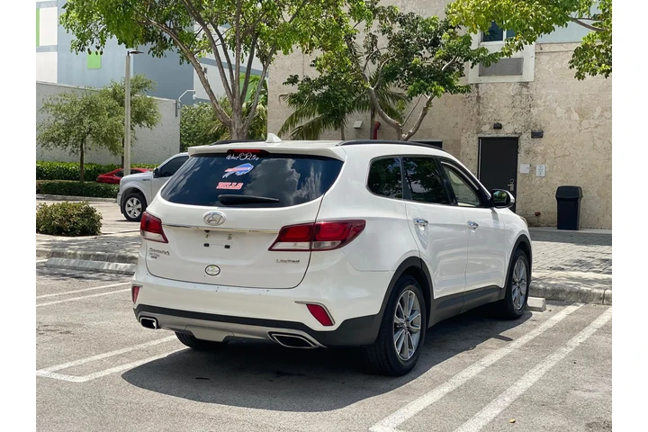 $9499 : Hyundai Santa Fe 2017 image 8