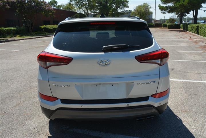 2016 TUCSON Limited image 8