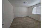 $800 : Newly remodeled single story! thumbnail