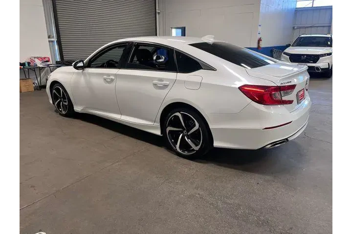 $19838 : Honda Accord 2019 Sport 4dr image 5