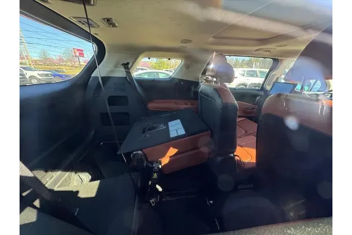 $39386 : Kia Carnival 2024 SX 4dr Min image 5