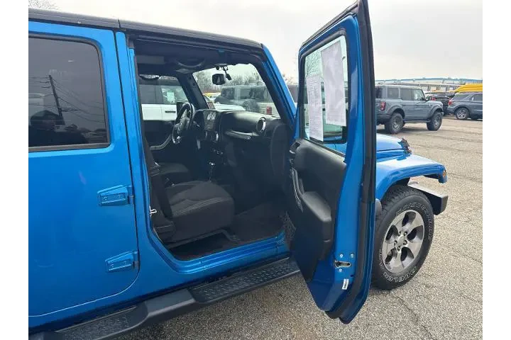 $18999 : Jeep Wrangler Unlimited 2016 image 7