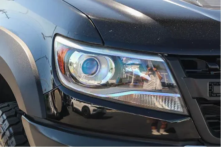 $35555 : Chevrolet Colorado 2021 4x4 image 4