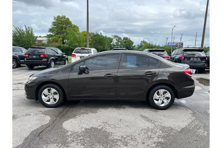2014 Civic Sedan 4dr CVT LX image 5