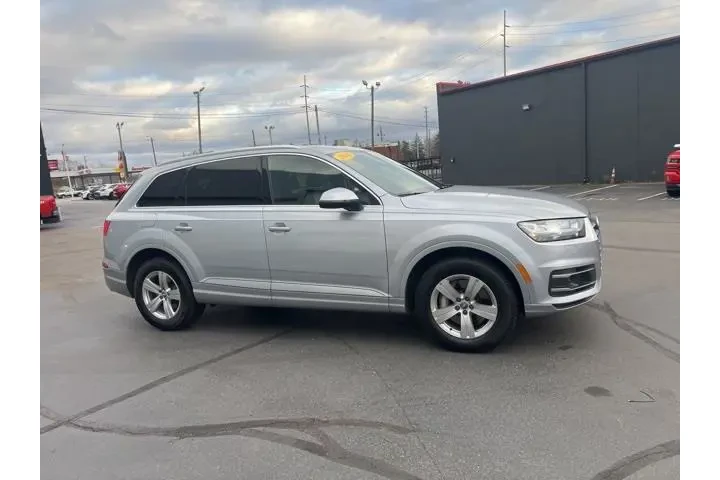 $17980 : Audi Q7 2018 AWD 2.0T quattr image 2