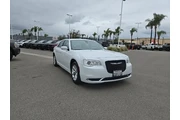 $28998 : Chrysler 300 2023 Touring 4d thumbnail