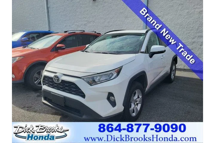$19762 : Toyota RAV4 2019 AWD XLE 4dr image 1