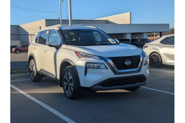 $25608 : Nissan Rogue 2022 SV 4dr Cro image 1