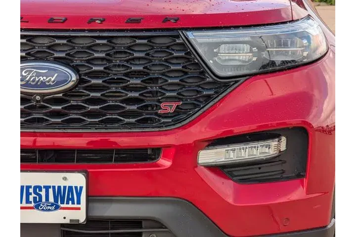 $35995 : Ford Explorer 2022 AWD ST 4d image 9