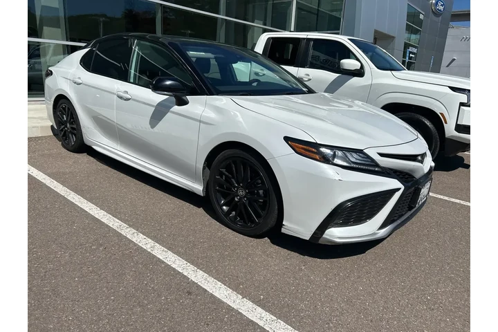 $30500 : Toyota Camry 2023 XSE V6 4dr image 4