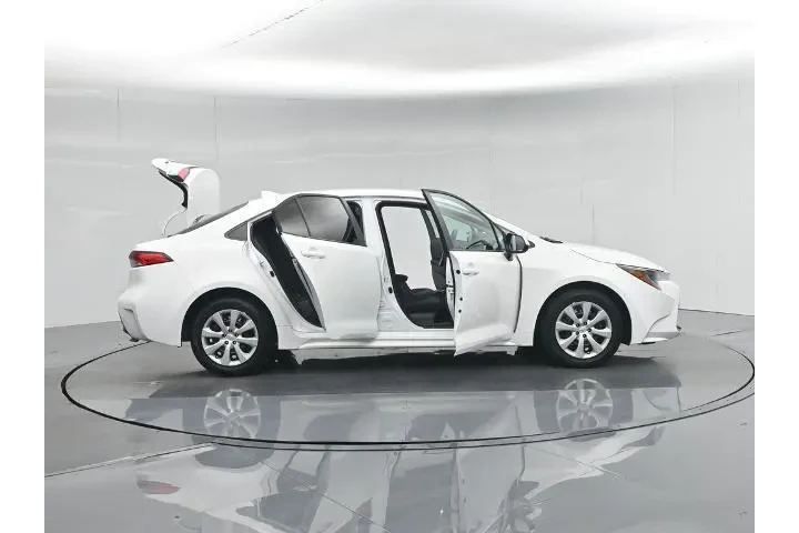 $20600 : Toyota Corolla 2025 LE 4dr S image 4