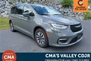 PRE-OWNED 2021 CHRYSLER PACIF en Madison WV