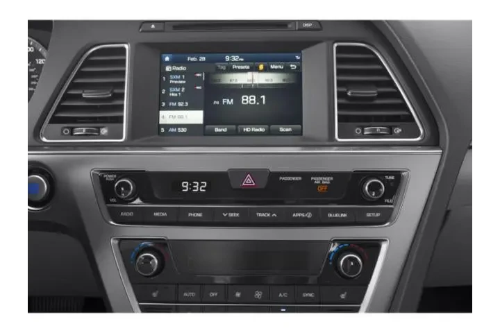 $11995 : Hyundai SONATA 2015 Sport 4d image 10