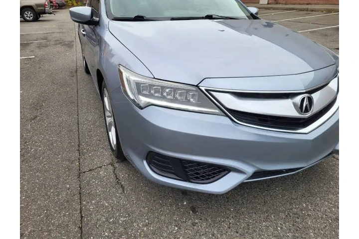 $9900 : 2016 ILX w/Watch image 4