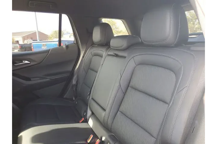 $25988 : Chevrolet Equinox 2025 LT 4d image 9