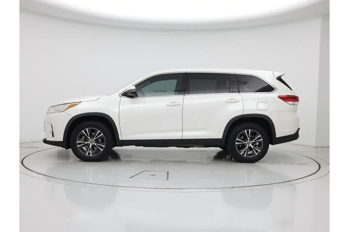 $18998 : Toyota Highlander 2019 LE 4d image 3