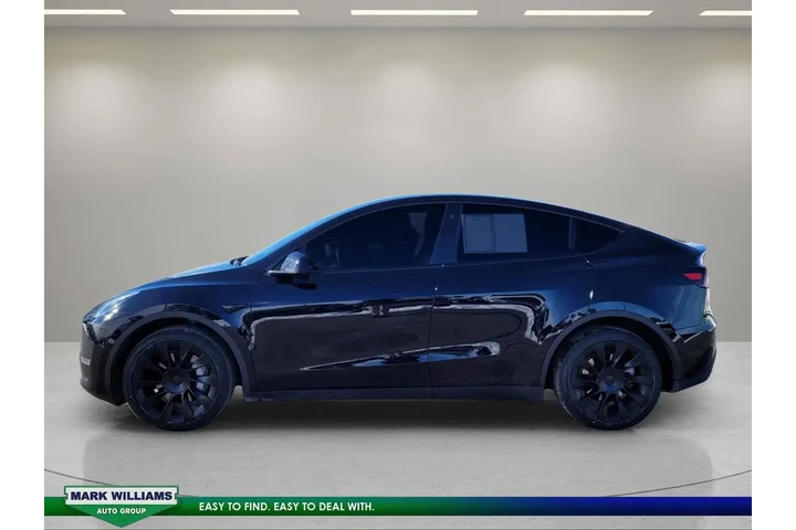 $30295 : Tesla Model Y 2023 AWD Long image 8