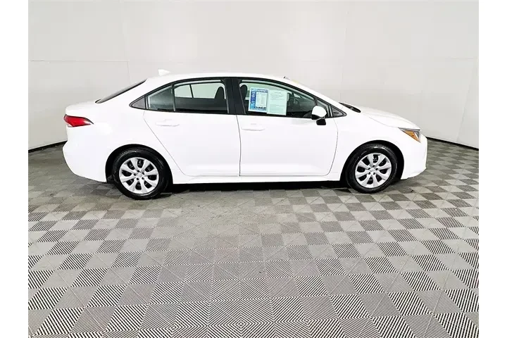 $18900 : Toyota Corolla 2022 LE 4dr S image 8