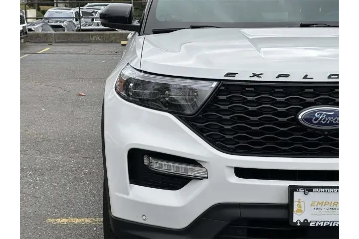 $32511 : Ford Explorer 2022 AWD ST 4d image 7