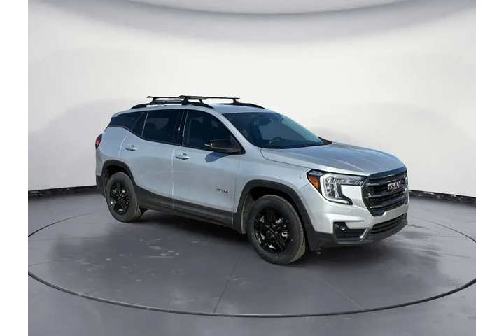 $22498 : GMC Terrain 2022 AWD AT4 4dr image 4