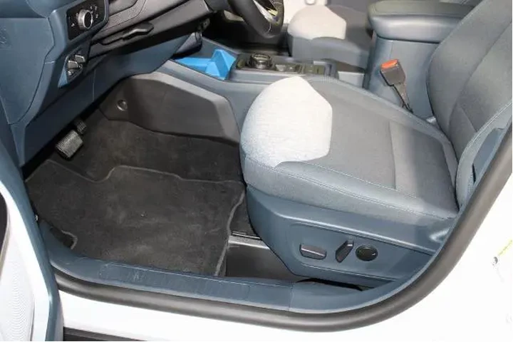 $30300 : Ford Maverick 2025 AWD XLT 4 image 10