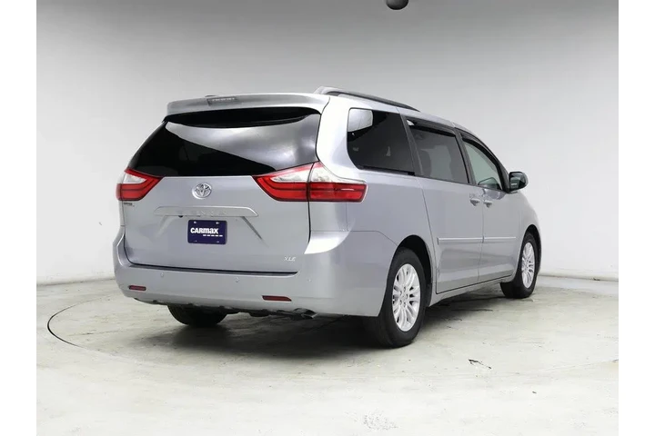 $34998 : Toyota Sienna 2017 XLE 8-Pas image 8