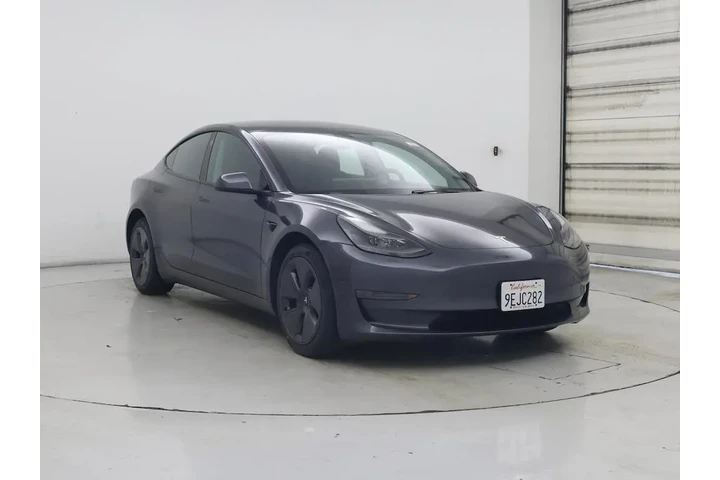 $26998 : Tesla Model 3 2023 4dr Sedan image 1