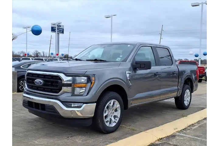 $28988 : Ford F-150 2023 4x2 XLT 4dr image 1