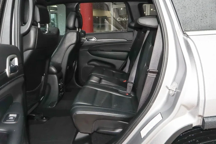 $19979 : 2019 Grand Cherokee Limited image 8