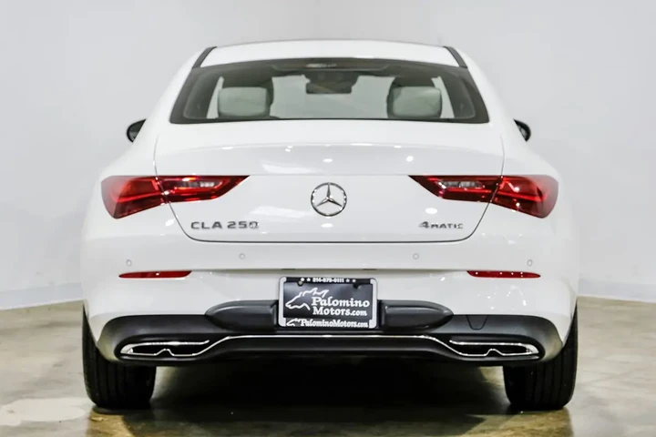$37990 : 2025 CLA 250 4MATIC Coupe image 10